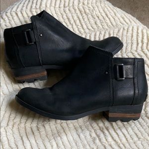 Sorel Lolla Black Ankle Boot Waterproof Leather 10